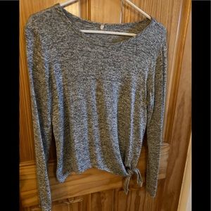 Knit top with knotted side XL